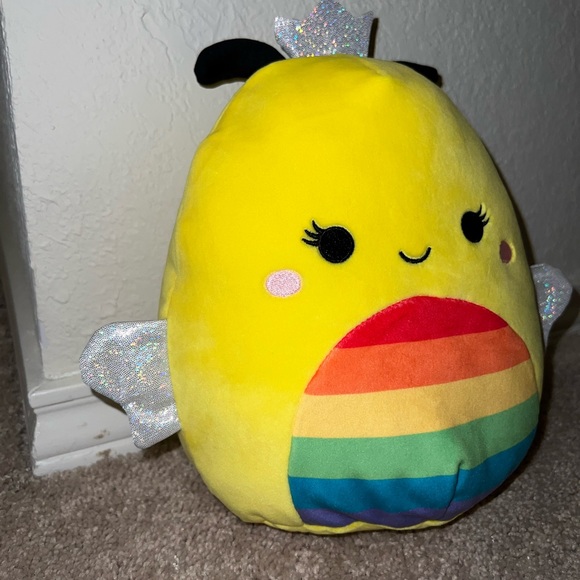 New Sunny the Bee Pride Collection Squishmallows - Picture 10 of 10
